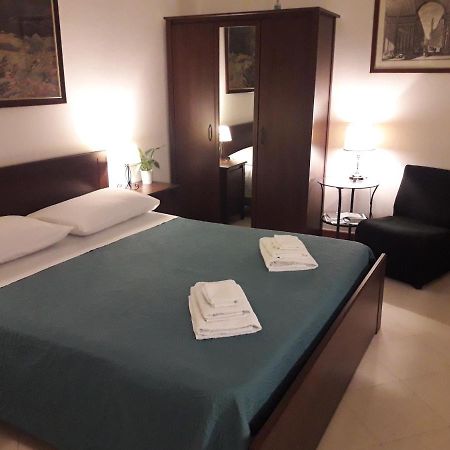 Guest Room Via Dei Passeri Cagliari Exterior photo